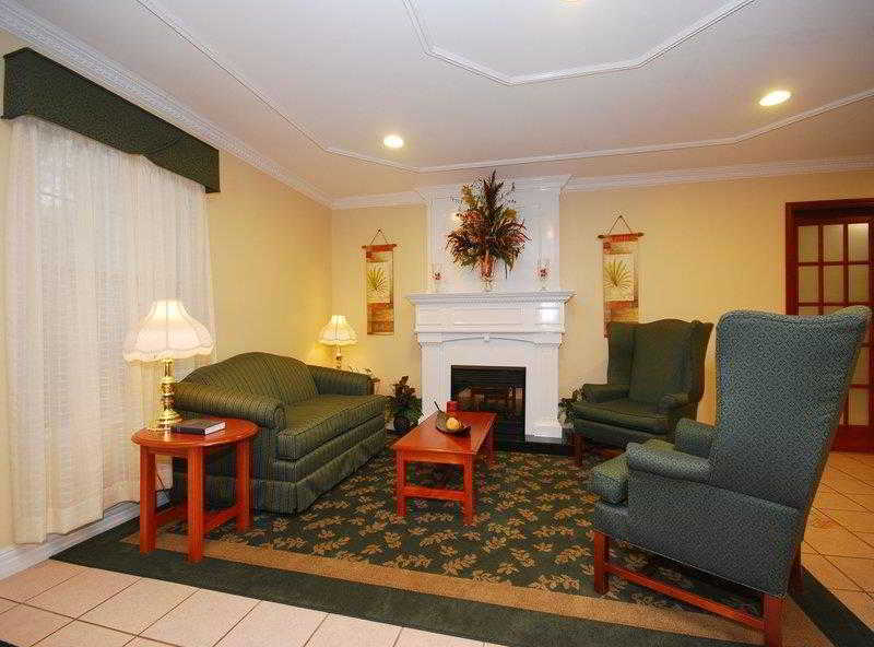 Best Western Pineywoods Inn Atlanta Buitenkant foto