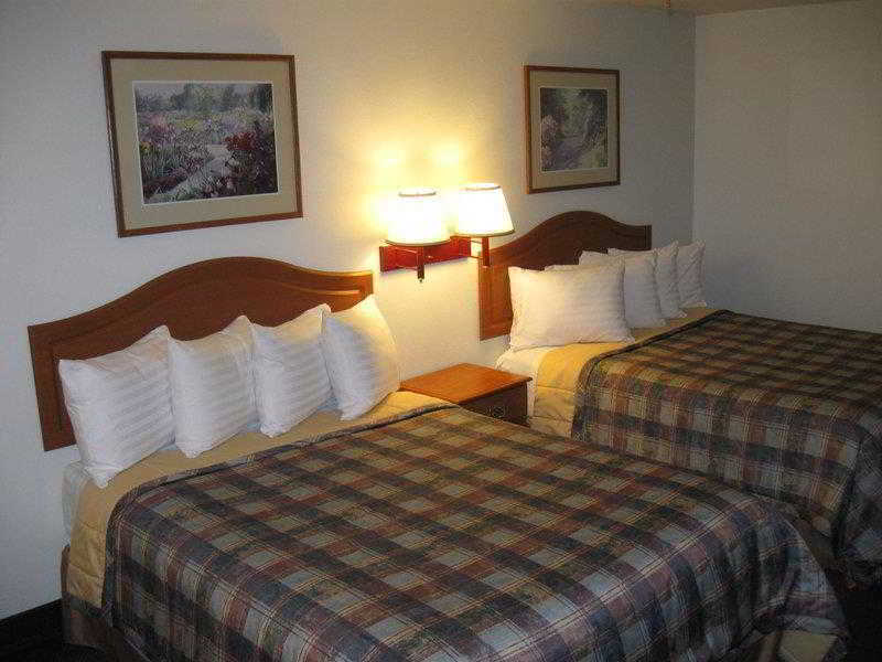 Best Western Pineywoods Inn Atlanta Buitenkant foto